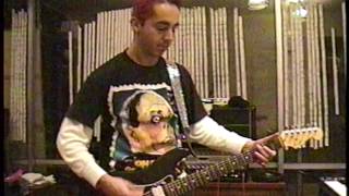 Daron Malakian Plays System Of A Down's "Know" in the Studio