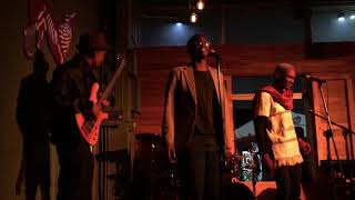 Odwa Bongo live at Cafe Roux Cape Town - Nokunyamezela (Cover)