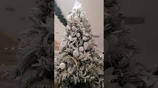 White Christmas tree 🎄