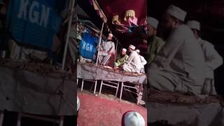 Aye Aamina Ke Chand Madina Dikhaiye