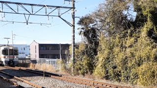 2両編成の東海道線。2-car train Tokaido Line