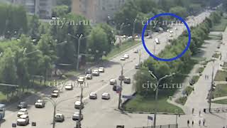 ВИДЕО момента вчерашнего ДТП на улице Кирова