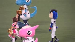 2014.9.6 阪神戦のオープニングダンス ドアラデーなのでドアラメインで。