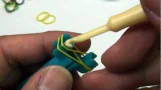 Lesson 1: Mini Rainbow Loom® video - Single pattern bracelet