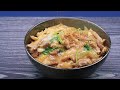 【簡単レシピ】揚げないかつ丼？！「さくさく豚バラ丼」の作り方 【男飯】