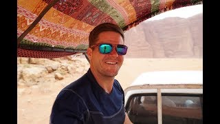 EXPLORING WADI RUM IN A 4X4