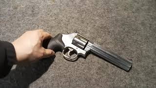 Smith \u0026 Wesson 686-6 Plus  357 매그넘 7발 장전되는 더블 액션 리볼버를 소개합니다.