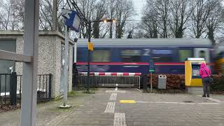 Spoorwegovergang Borne // Dutch railroad crossing