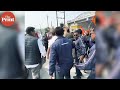 rahul gandhi shakes hands with bjp workers protesting against his ‘yatra’