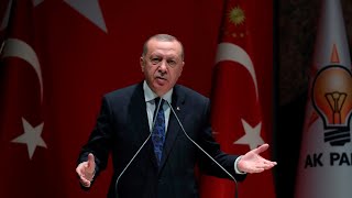 Turkey’s ‘narcissistic’ president criticised for blocking Twitter after earthquake crisis