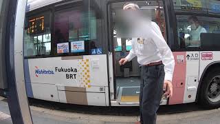 西鉄バス(BRT) (連節バス代替車両)  博多港ターミナル行き 天神コア→博多駅  乗車・下車 車椅子