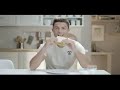 nuevo comercial de cristiano ronaldo pan blanco bimbo con actileche