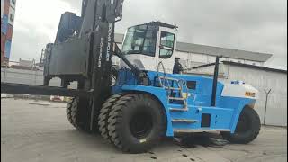 Heavy-Duty Excellence: SOCMA's 50-Ton Forklift at Philippine Port