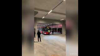 Erste Ausfahrt aus der neuen Busgarage