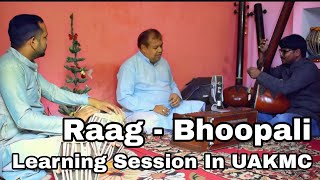 Raag Bhoopali (live class session at UAKMC) by Pt. Parthapratim Das.