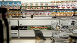 Farmfoods - Shopping Penguins