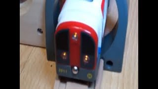 Subway long tunnel & green Bus  wooden Thomas & Brio trains, video for children
