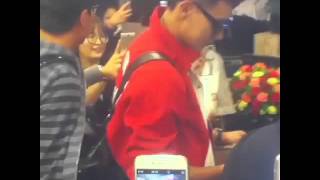 [LPTAO][Fancam] 151012  Beijing departure