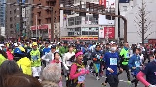 東京マラソン2014　新宿駅西口付近　Tokyo Marathon