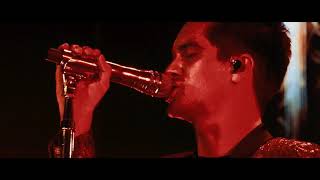 Panic! At The Disco - Golden Days (Live) [from the Death Of A Bachelor Tour]
