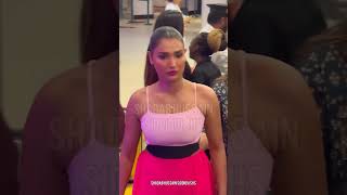 Actress Amna Ilyas at an event #amnailyas