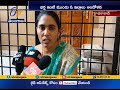 woman protest for justice in front of husband s house at madhura nagar hyderabad