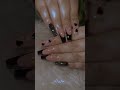 diseño de uñas acrilicas con french negro