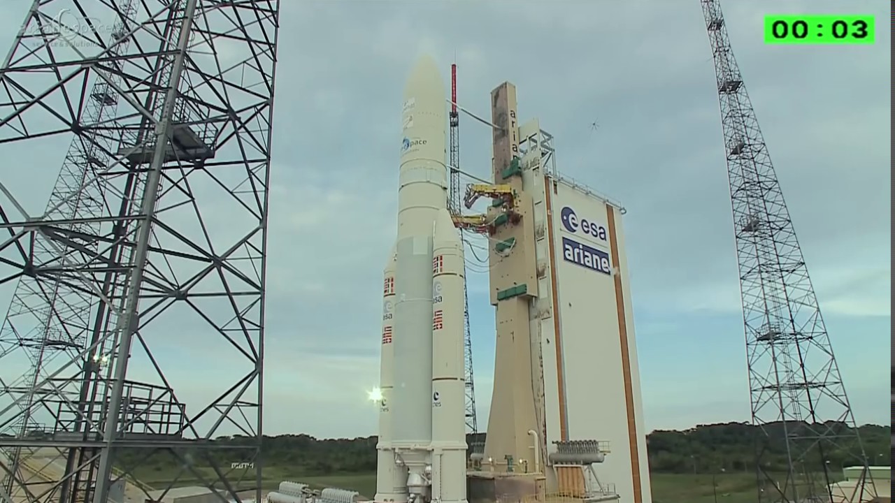 Launch Of Eutelsat 8 West B & Intelsat 34 - YouTube