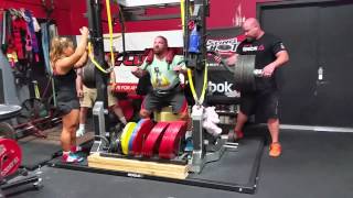 705lb. Raw Squat belt only