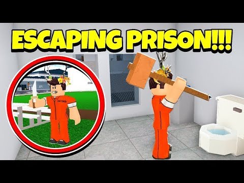 Escaping Prison Roblox Youtube