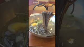 Yu Chun Korean Cold noodles ハワイユッチャンの葛冷麺#shorts