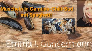 Muscheln mit Spaghetti | Lecker in Gemüse-Chili-Sud