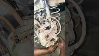 How feed brake Pads ?