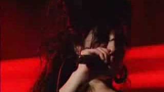 Amy Winehouse-You Know I'm No Good (Live - AOL)
