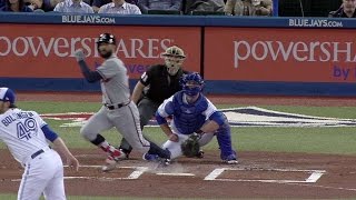 ATL@TOR: Markakis rips a two-run single to center