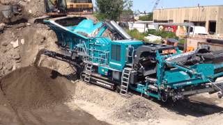 Powerscreen Trakpactor 320SR closed circuit impactor