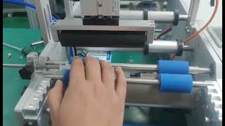 tabletop syringe labeller semi automatic round bottle labeling machine