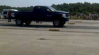 550hp 4x4 Dodge Ram 2500 5.9TD 1/4mile drag race