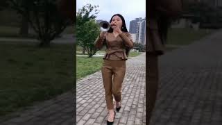 原来《套马杆》这首歌用唢呐吹奏竟然这么好听，美女吹的太棒了