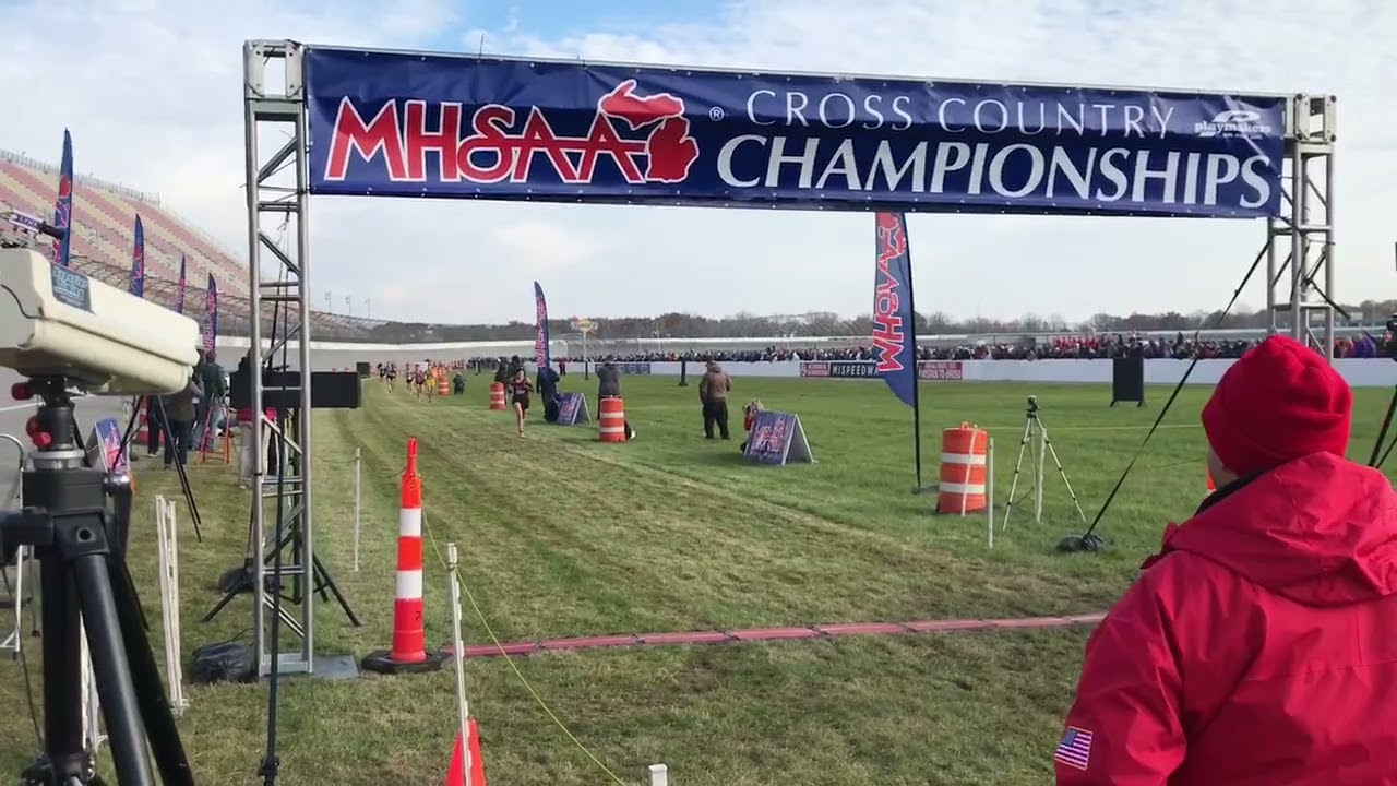 See Division 3 All-state Girls Cross The Finish Line At 2021 MHSAA L.P ...