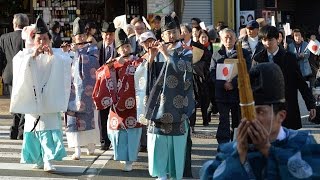 雅やかに「建国記念日」祝福　神職の「道楽」神戸の繁華街練り歩く