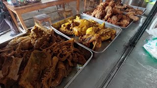 DISERBU PAS JAM MAKAN SIANG !!! AYAM DAN BEBEK 4 MACAM SAMBAL - INDONESIAN STREET FOOD