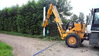 Verhart Groen BV windsingels knippen met de ecomaaier.1