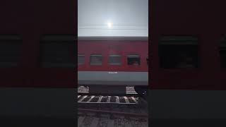 15068 Bandra Terminus-Gorakhpur Weekly Superfast Express with Ajni WAP7 skipping Bamhrauli.🚉❤️🔥