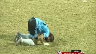شاهد "عمرو الفيومي" لاعب غزل المحلة يضع هدف غريب فى مرمي "فاركو"