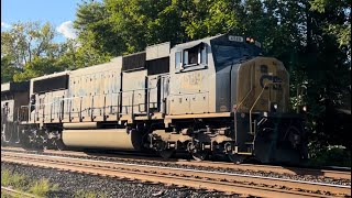 CSX 4589 SD70MACe leads CSX M404 through south Plainfield,NJ with a sick K5LA \u0026 a friendly crew!