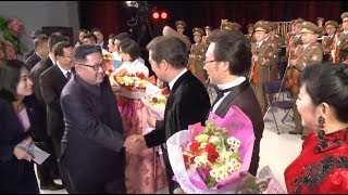 Chinese, DPRK Artists Put on Joint Variety Show in Pyongyang