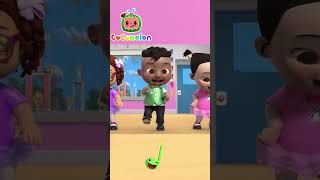 Kids Tap Dancing with CoComelon 🕺🏻🕺🏻 | Dance Party Songs 2023 | #shorts #kidsdance #dancealong