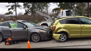 Six car pileup on Gratiot near Golfview in Saginaw Township