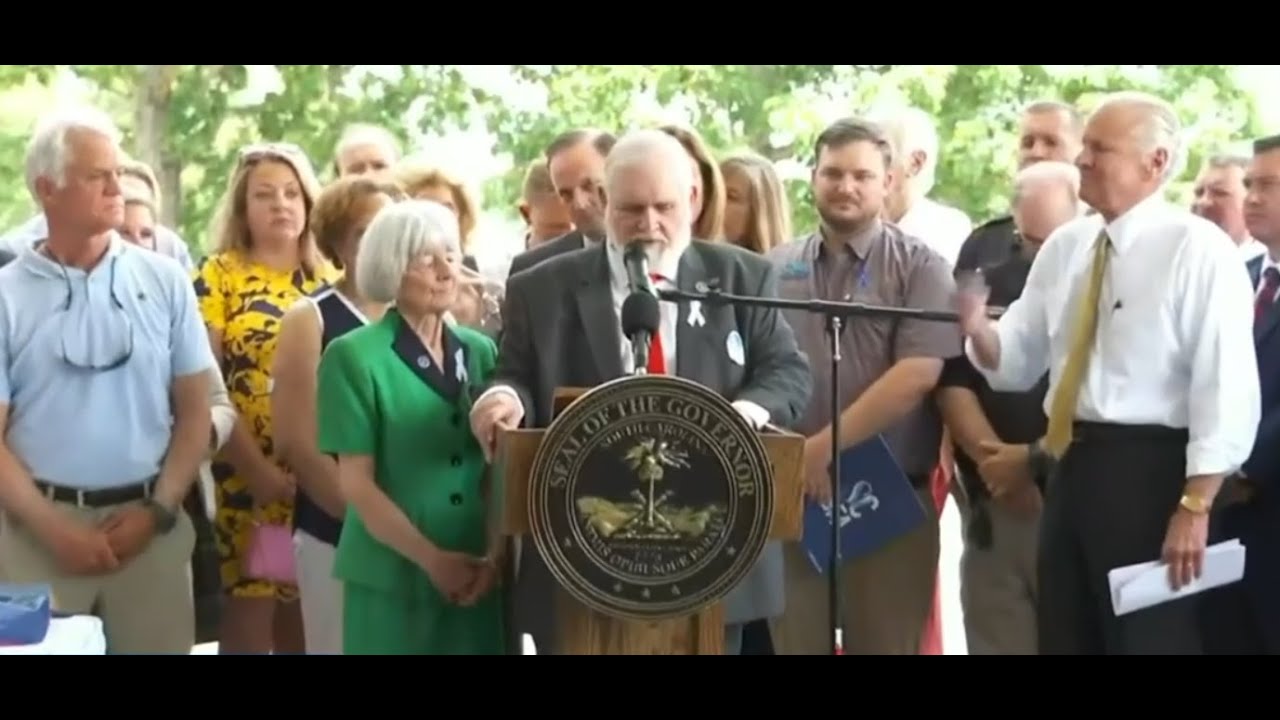 Governor Henry Mcmaster Signs Boating Safety And Education Bill Youtube